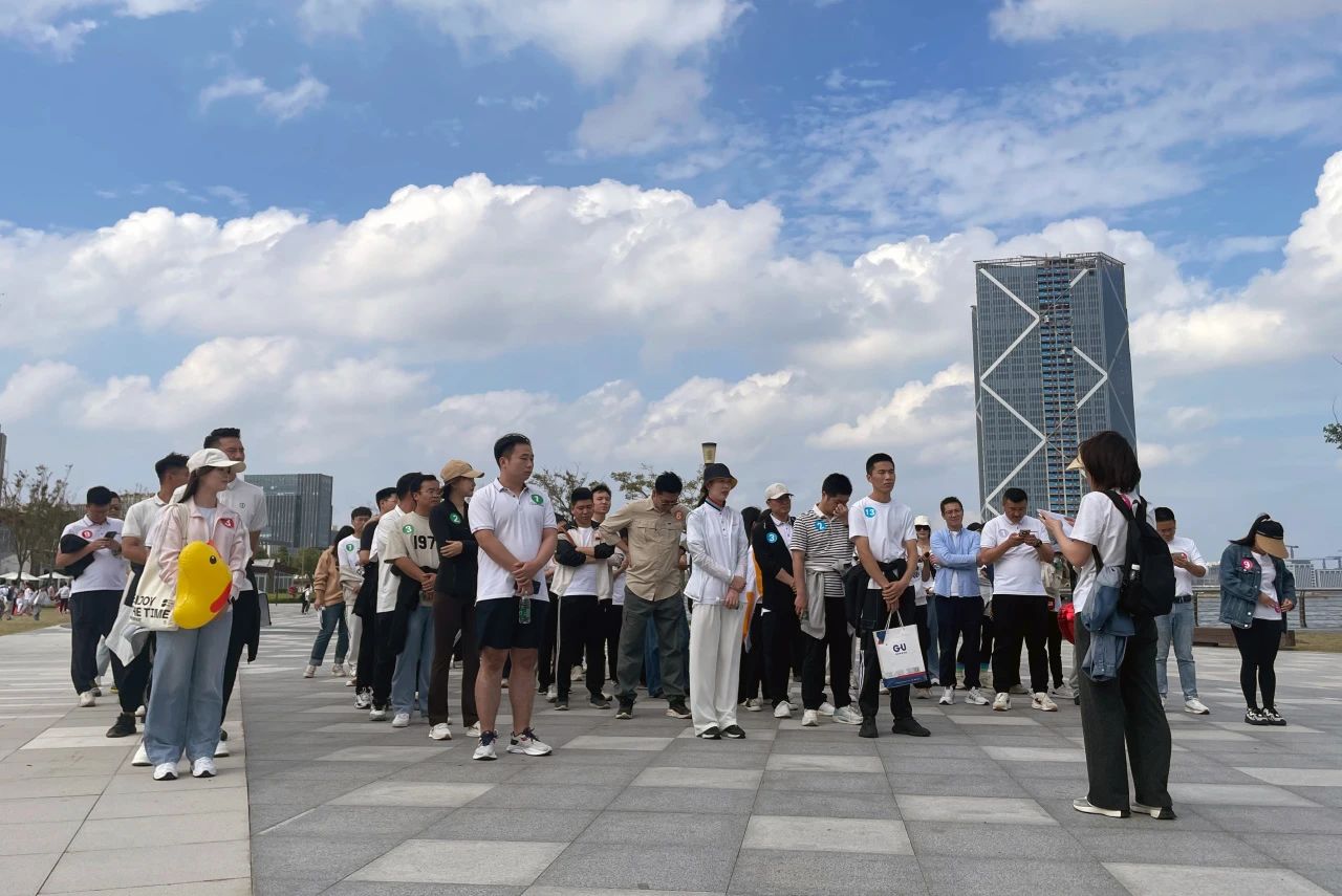 君旺集團組織開展“收獲團結(jié)，共創(chuàng)未來”秋日團建活動